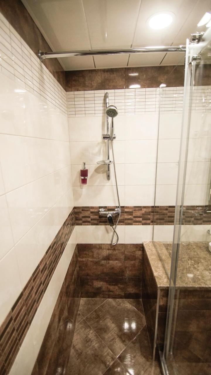 Hotel Juralius Tbilisi Buitenkant foto